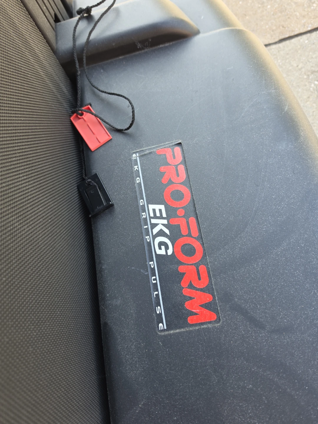 ProForm EKG Grip Pulse Treadmill - photo 4