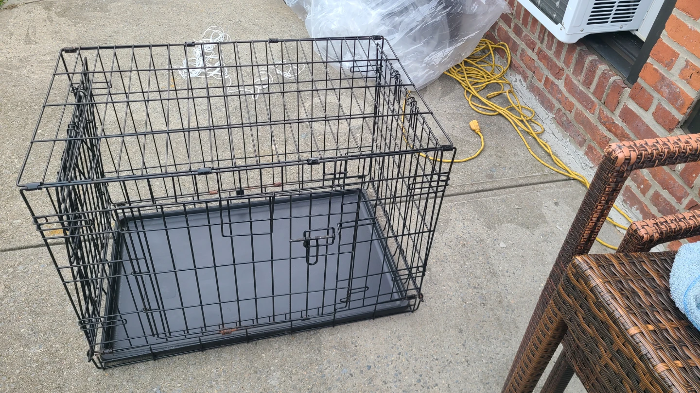 Wire Dog Crate with Tray - photo 3