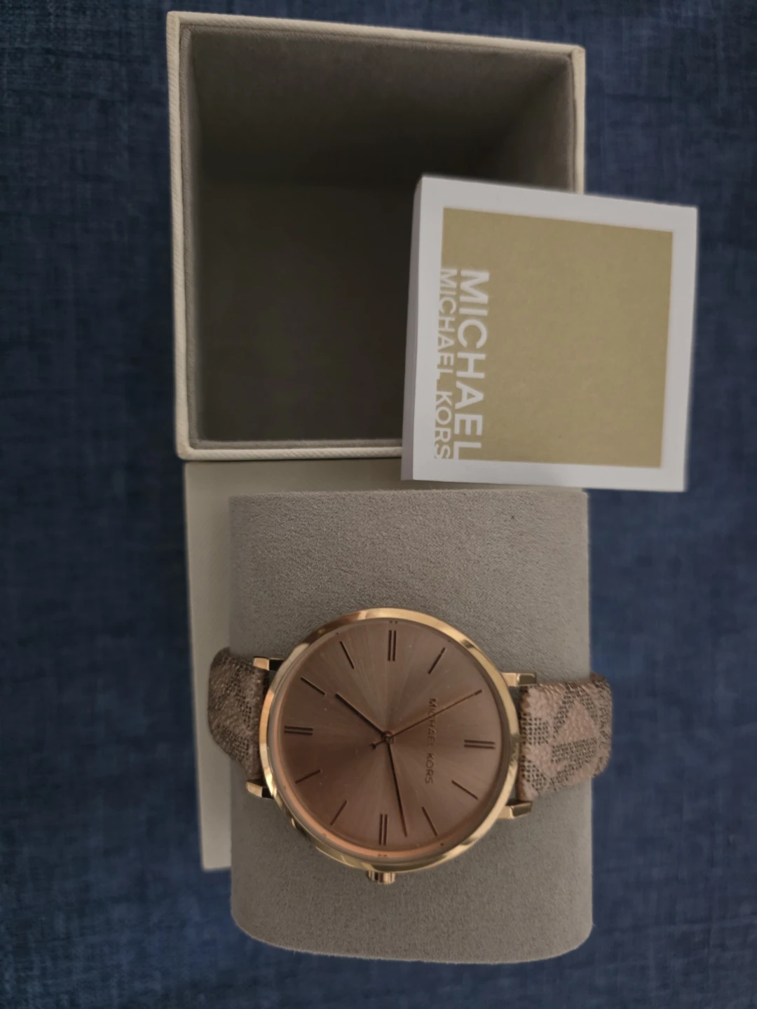 Michael Kors Rose Gold Watch - photo 2