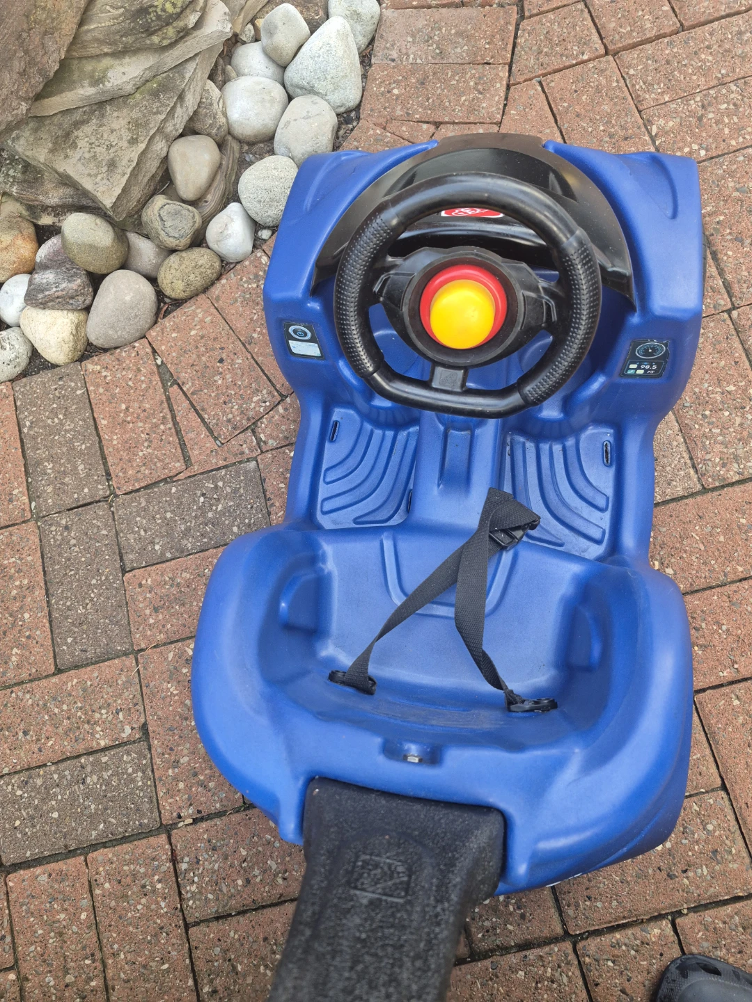 Great Step2 Ride-On Car with Handle - photo 5