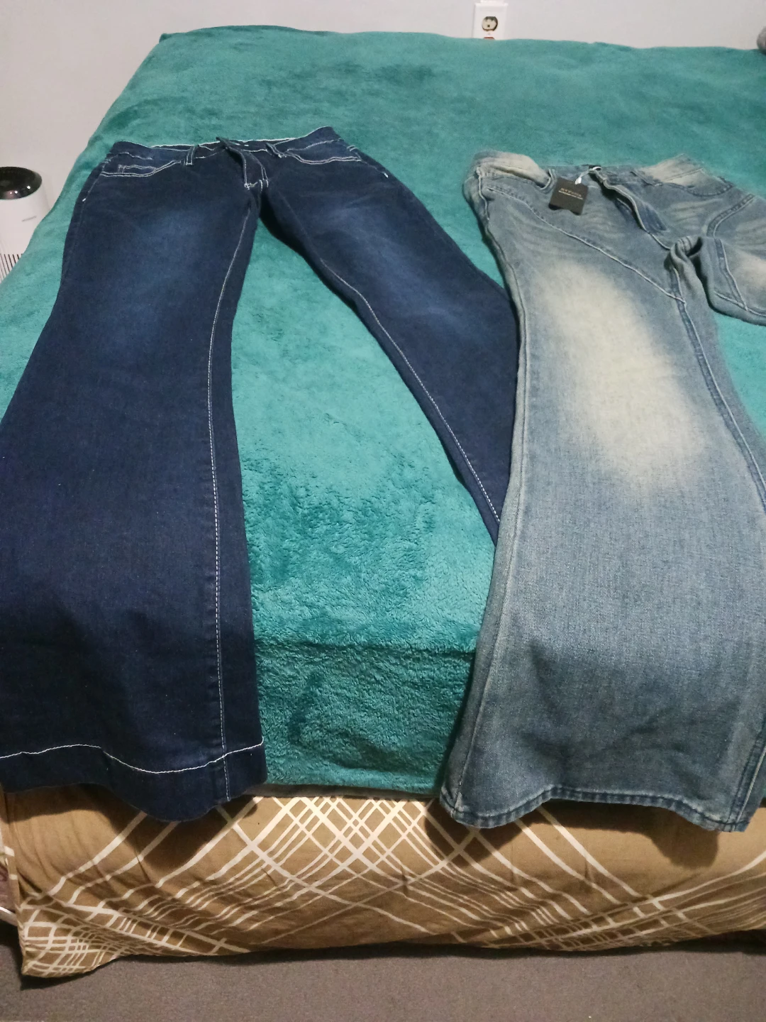 NYFelix Jeans - 2 Pairs