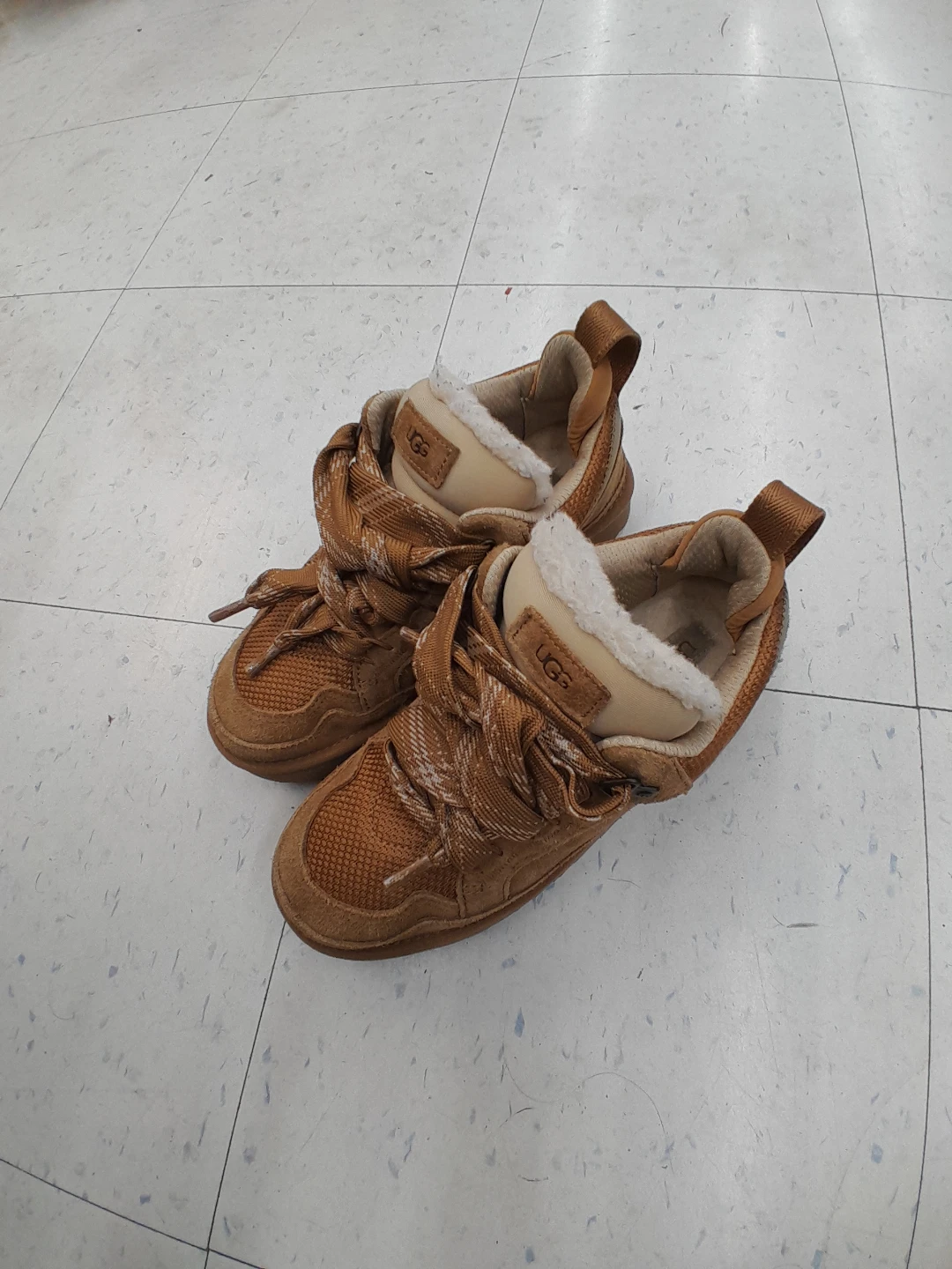 UGG Women's Brown Suede Cozy Sneakers Size 8 - photo 2