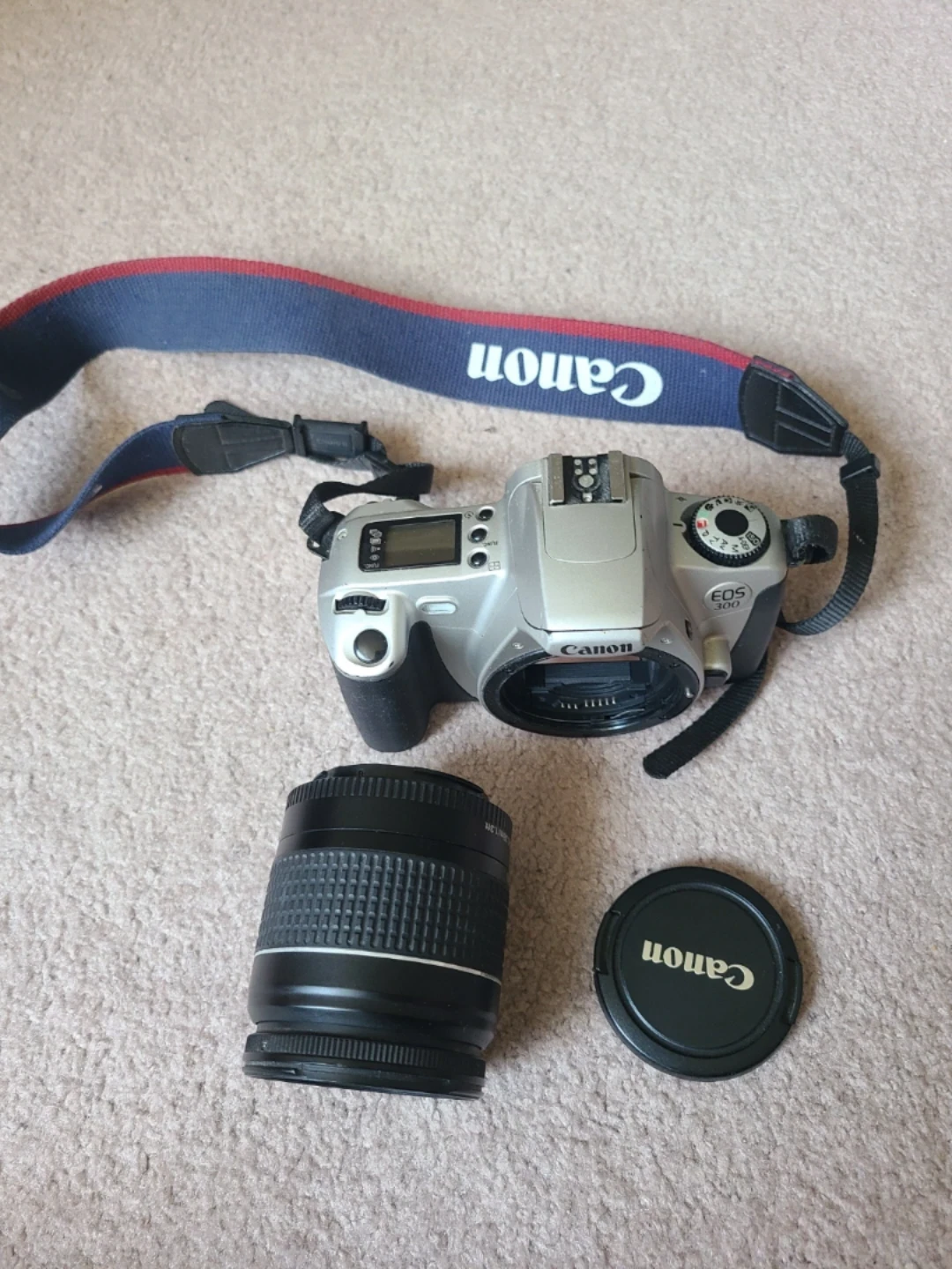 Canon EOS 300 35mm Film Camera with EF 28-80mm Lens - photo 3