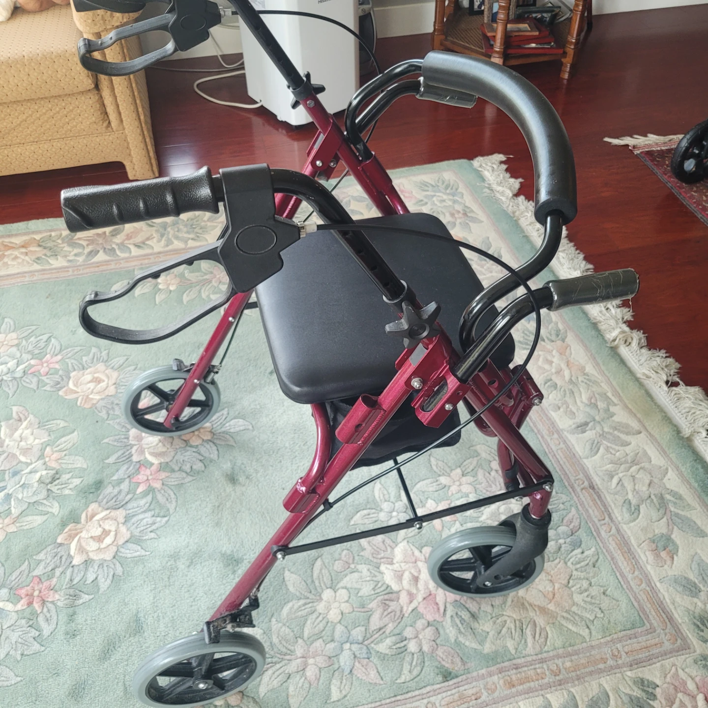 TWO IN ONE WALKER /WHEEL CHAIR