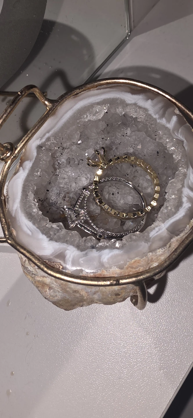 Open Geoid Jewlery Holder - photo 3