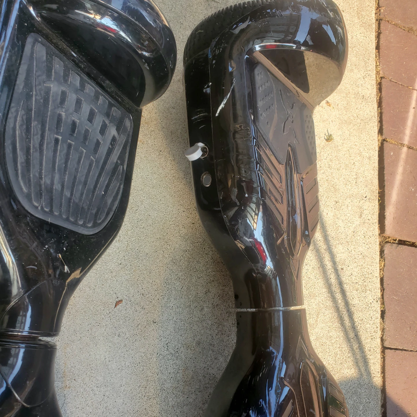 Black Hoverboard (2 units)  Both are working condition - photo 3
