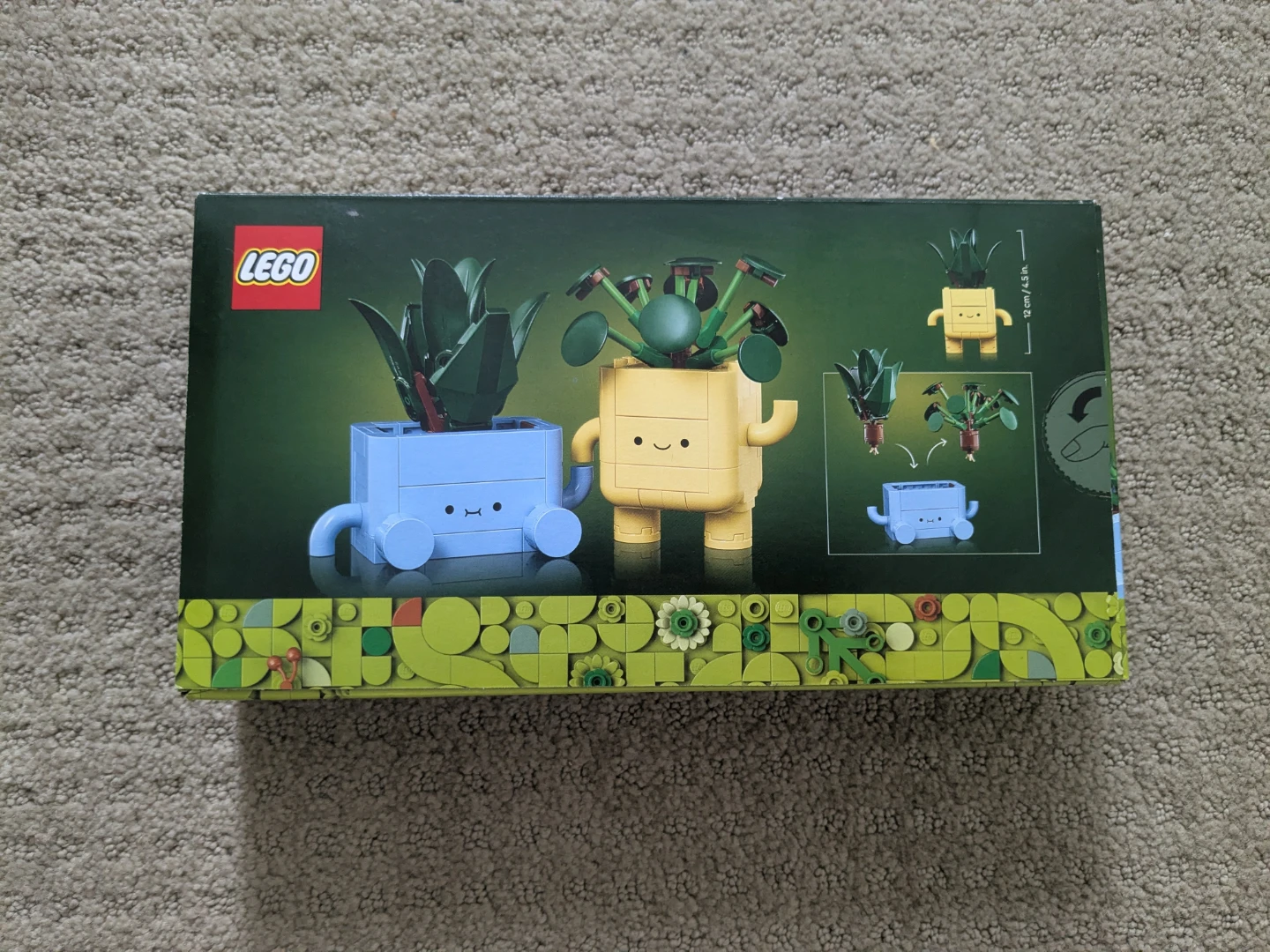 LEGO Botanicals "Happy Plants" Building Set 10349 - photo 2