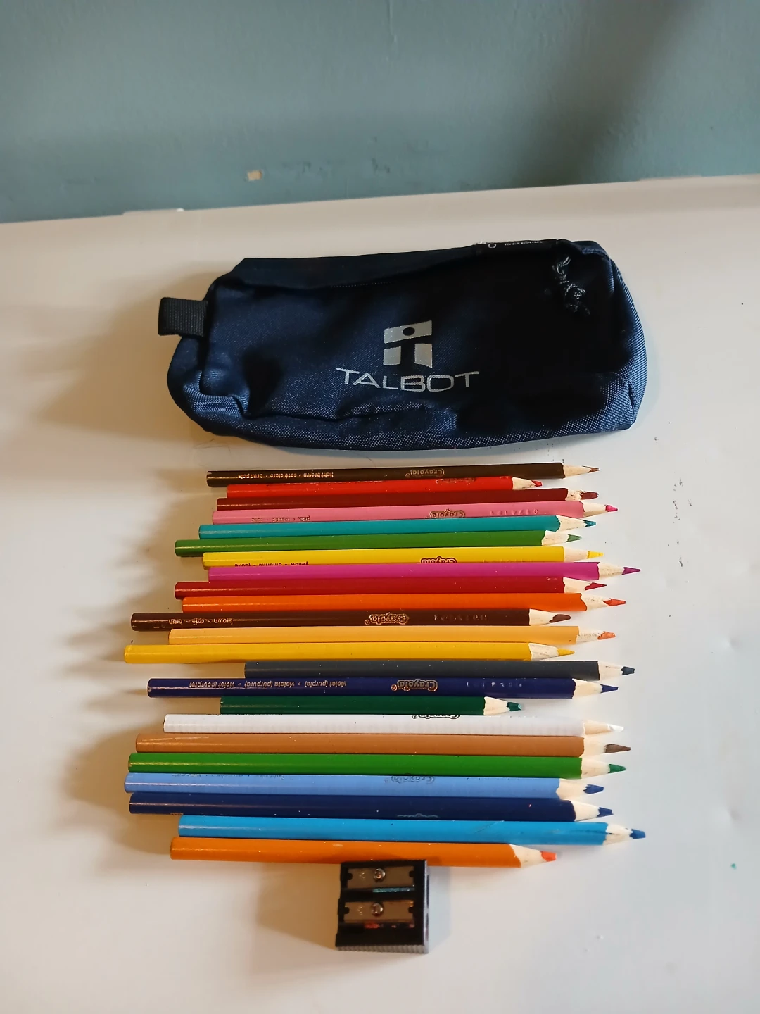 Crayola Coloured Pencil Set with Talbot Case