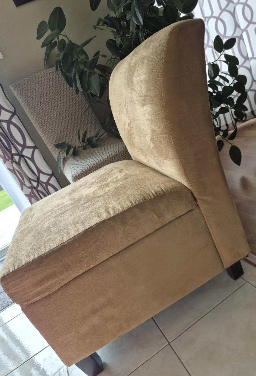 Clean Beige Accent Chairs with Storage...$60 each or 2 for $100 - photo 5