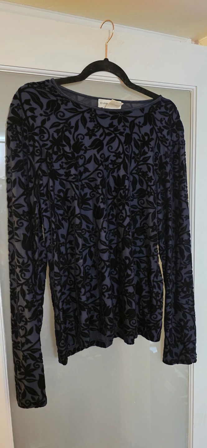 Evan-Picone Velvet Floral Long Sleeve Top - photo 4