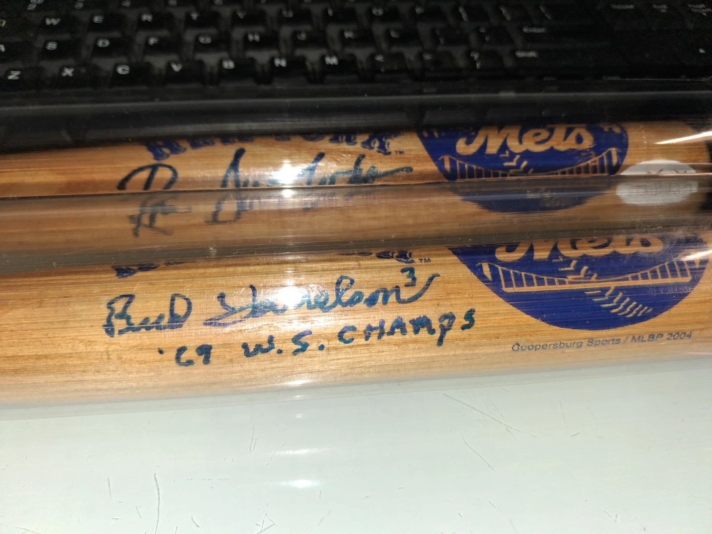 New York Mets Autographed Baseball Bat