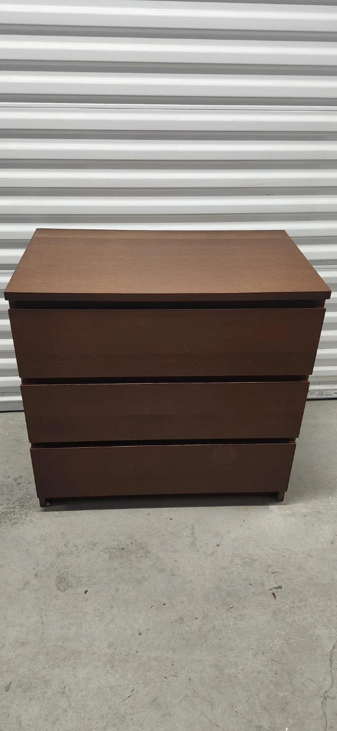 Brown 3-Drawer Dresser