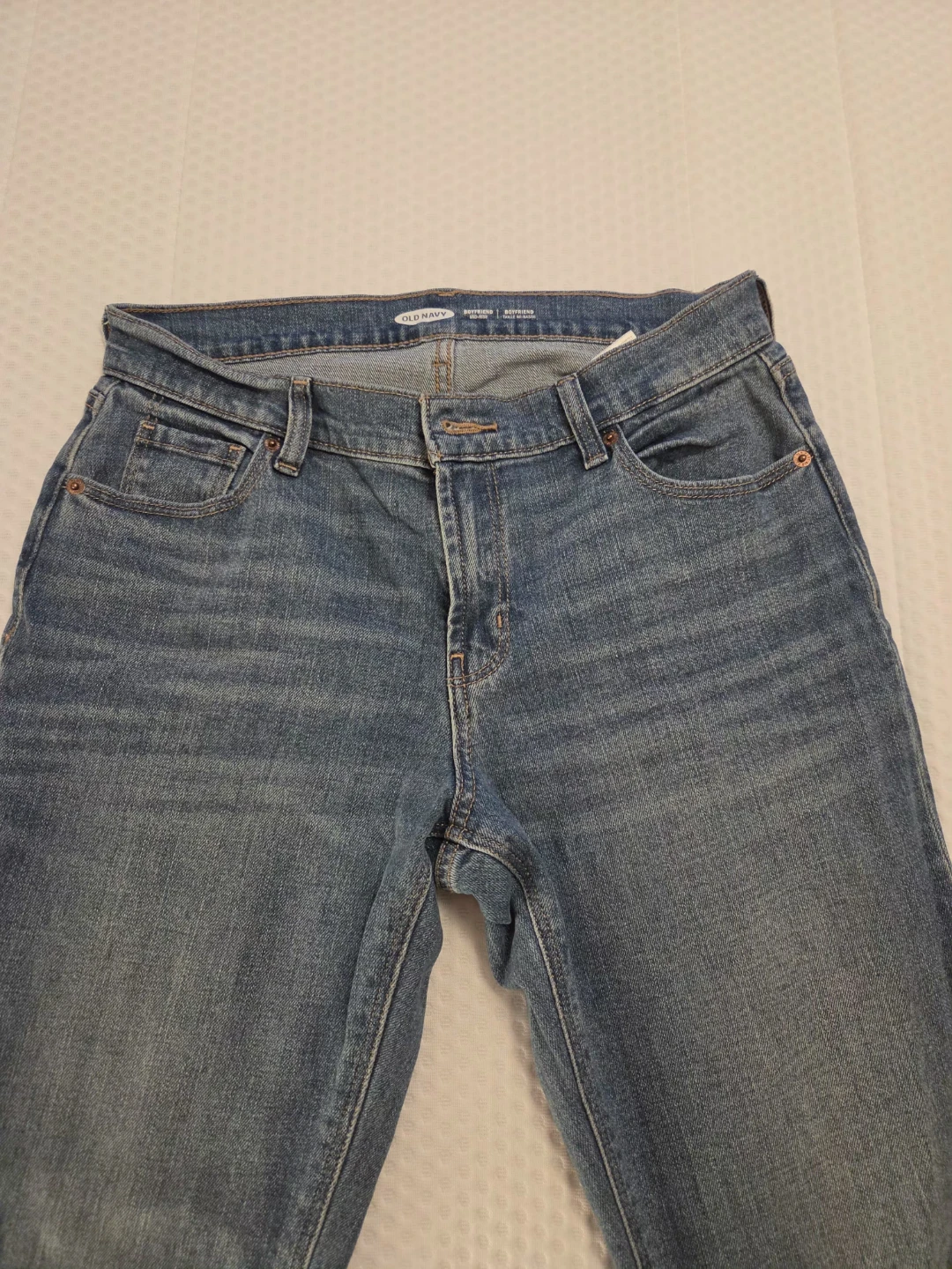 Old Navy Boyfriend Jeans - Medium Wash, size 2 - photo 2