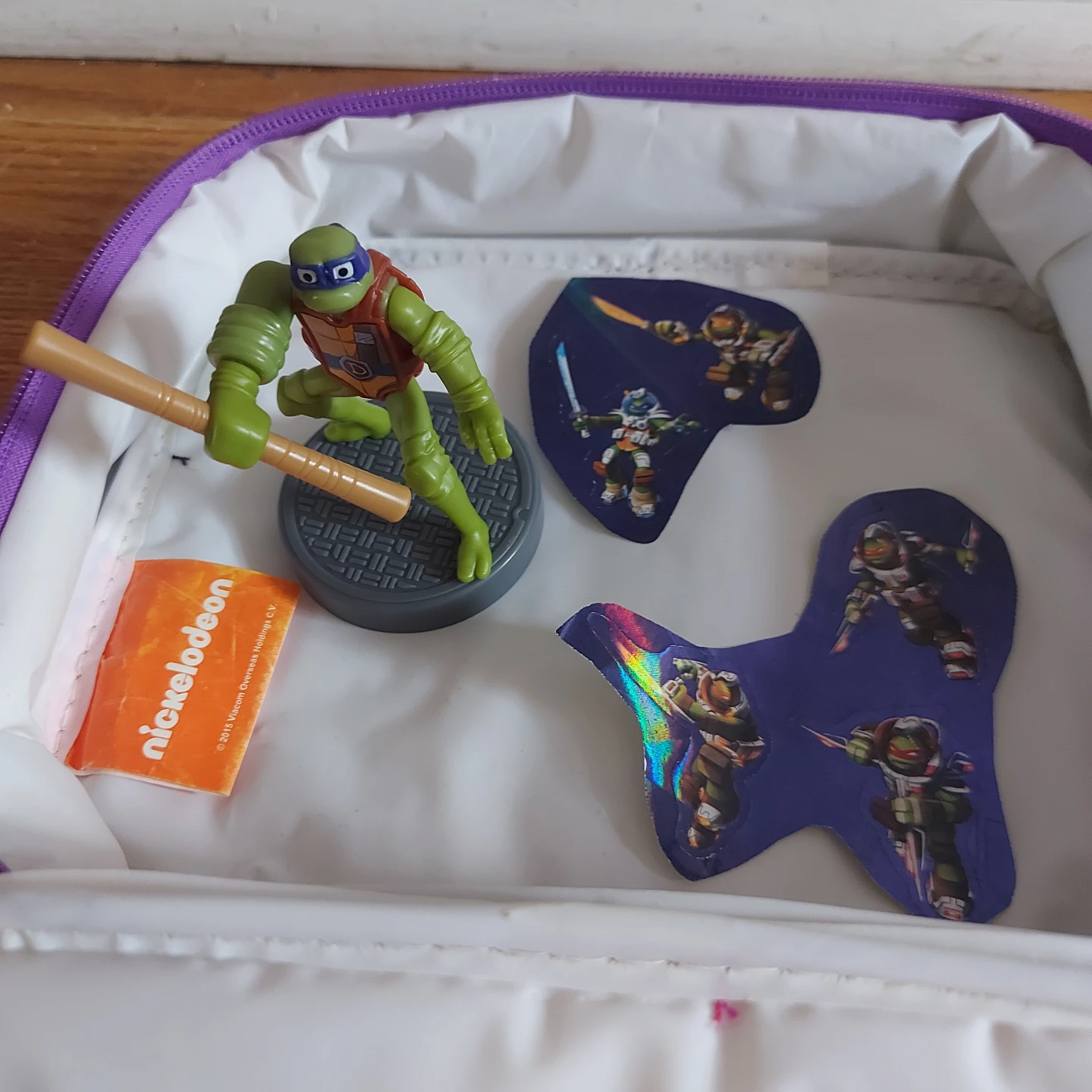 Teenage Mutant Ninja Turtles Lunch Box with Accessories - photo 2