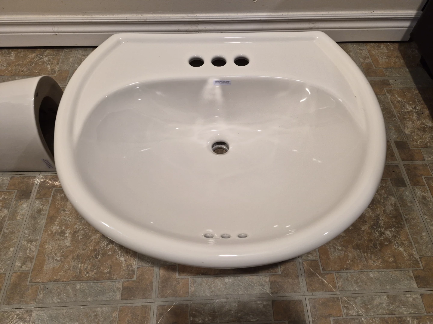 Gerber Maxwell 4" White Pedestal Sink - photo 5