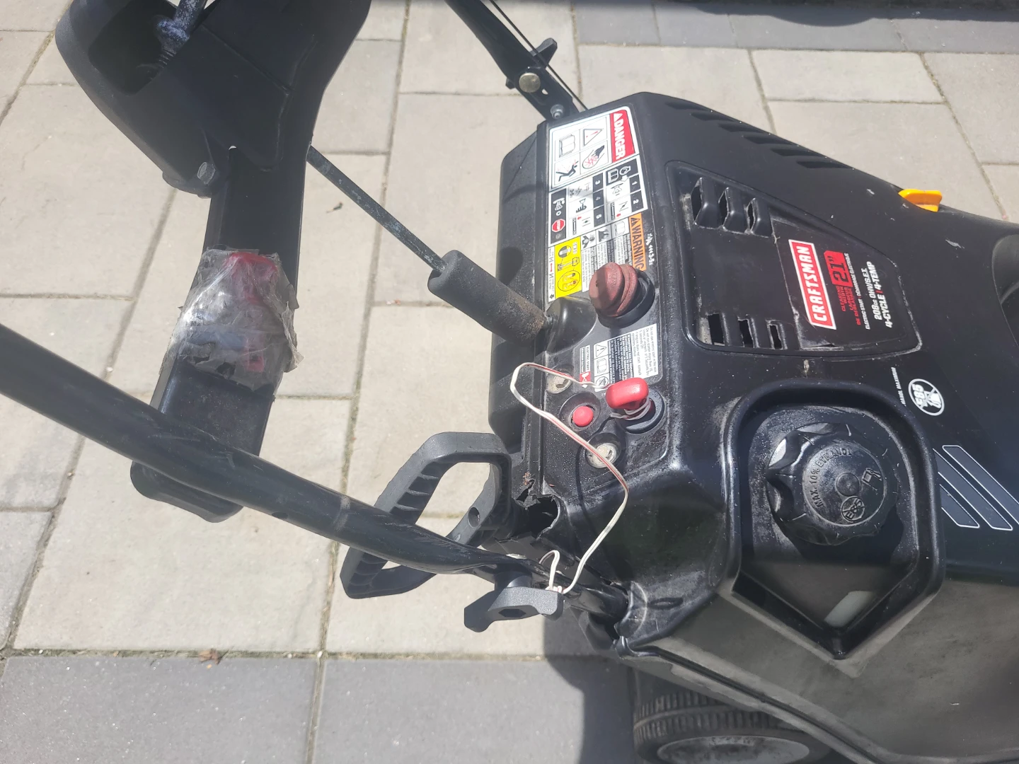 Craftsman snowblower electric start and is 4-cycle - photo 3