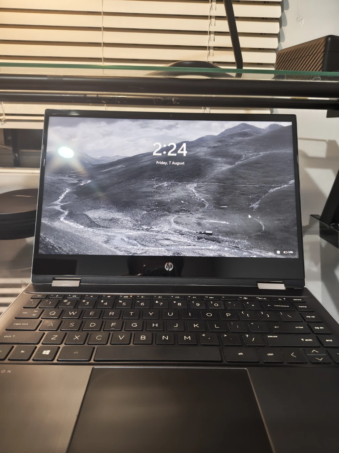 HP Pavilion x360 14" 2-in-1 Touchscreen Laptop - photo 4