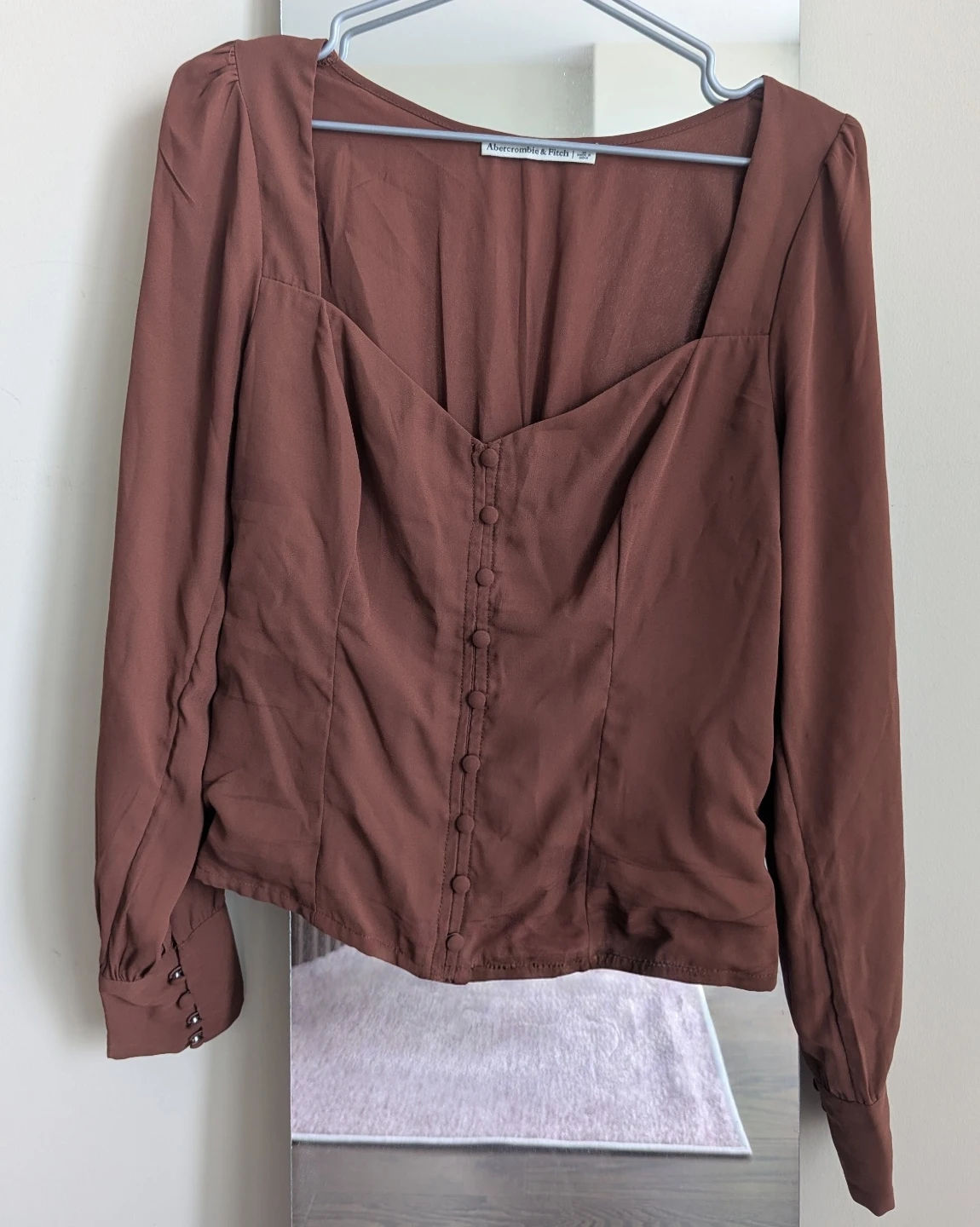 Abercrombie & Fitch Sweetheart Neckline Longsleeve Blouse