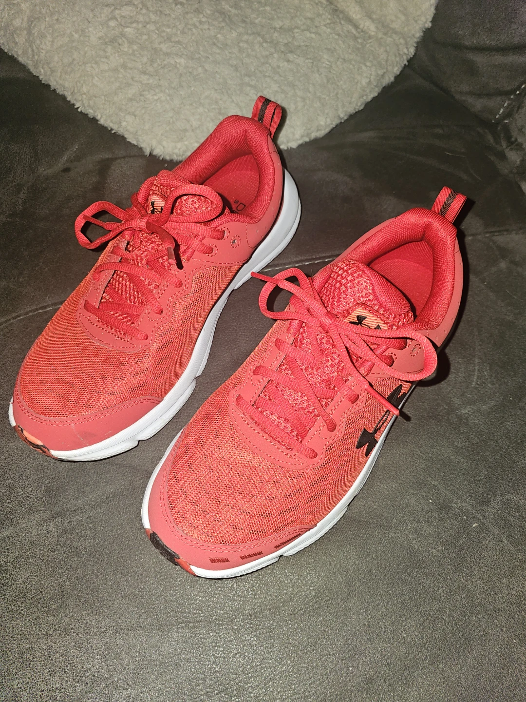 Red Under Armour running shoes - photo 2