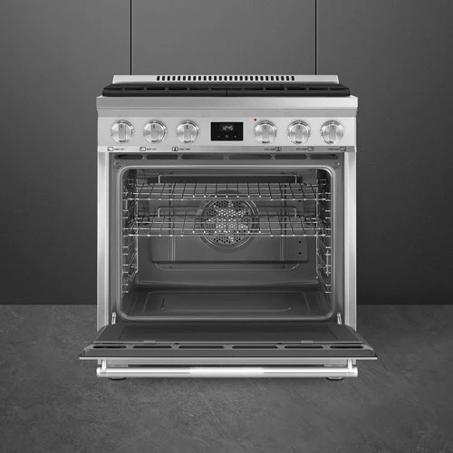 New Smeg 30" Dual Fuel Range - photo 3