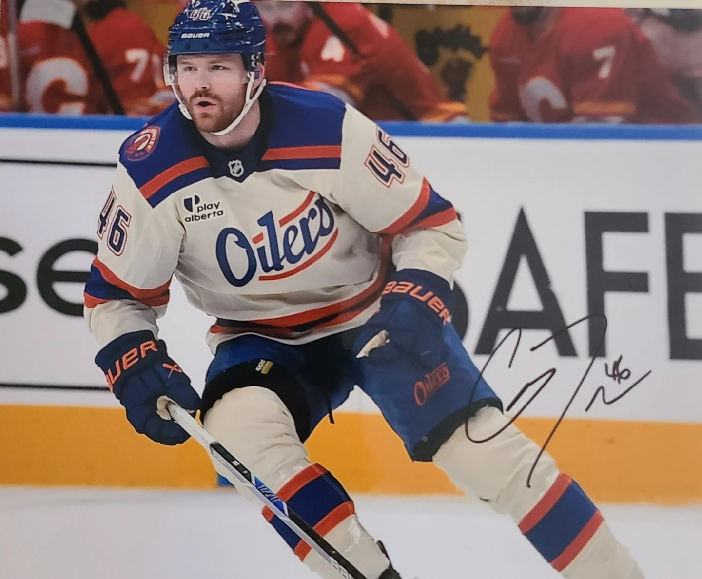Edmonton Oilers Autographed Items With COA'S