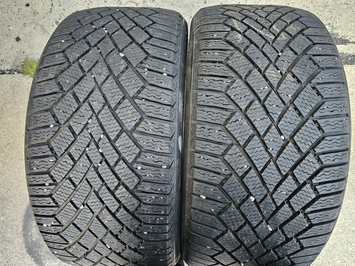 255/35 R20 CONTINENTAL WINTER TIRES (2 ONLY)