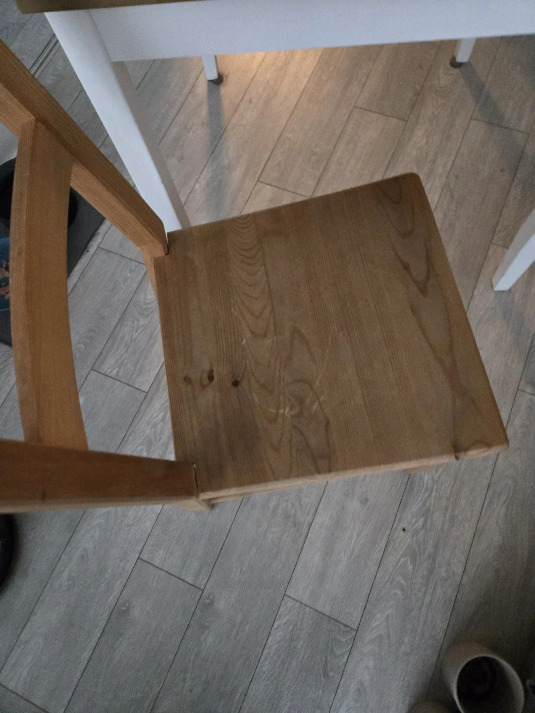 Wooden Chair - photo 2