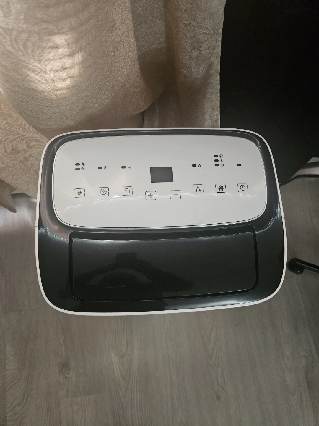 Royal Sovereign Portable Air Conditioner - photo 2