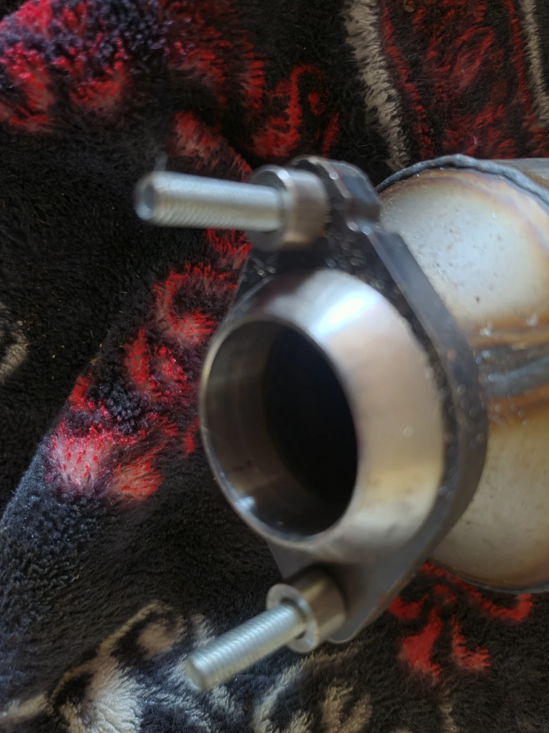 Catalytic converter/ manifold