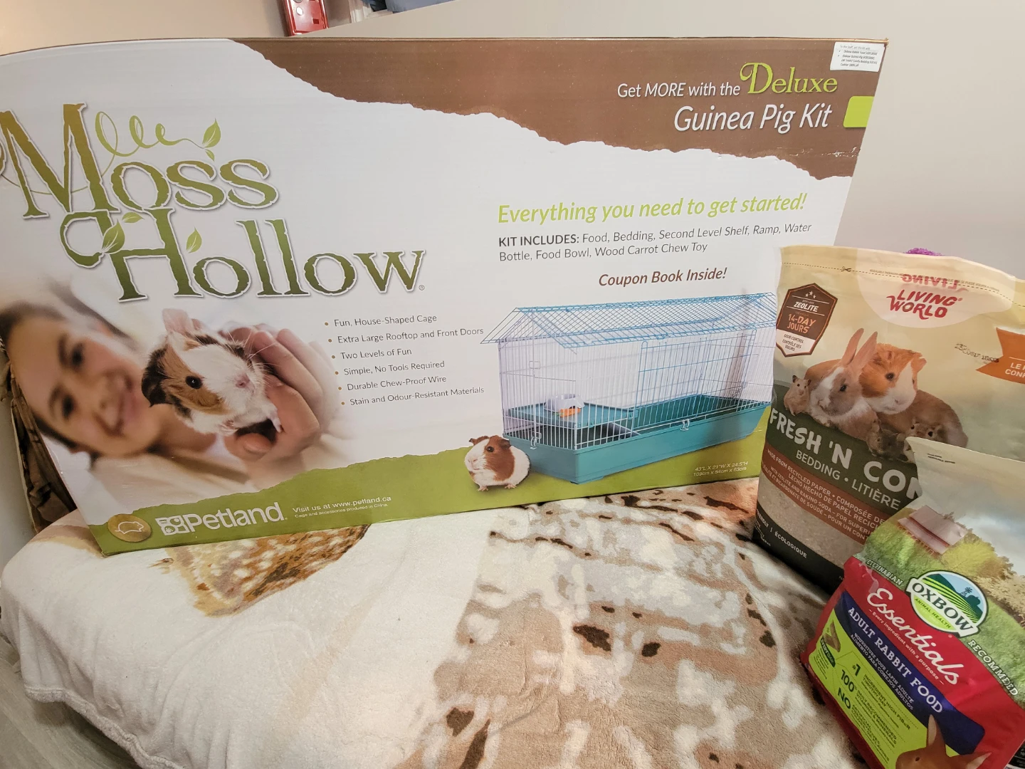 Moss Hollow Deluxe Guinea Pig Kit with Accessories