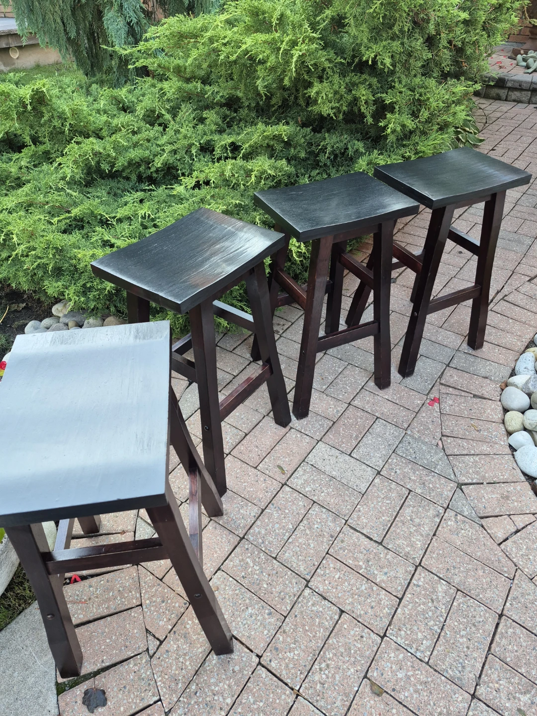 Set of 4 Wooden Bar Stools