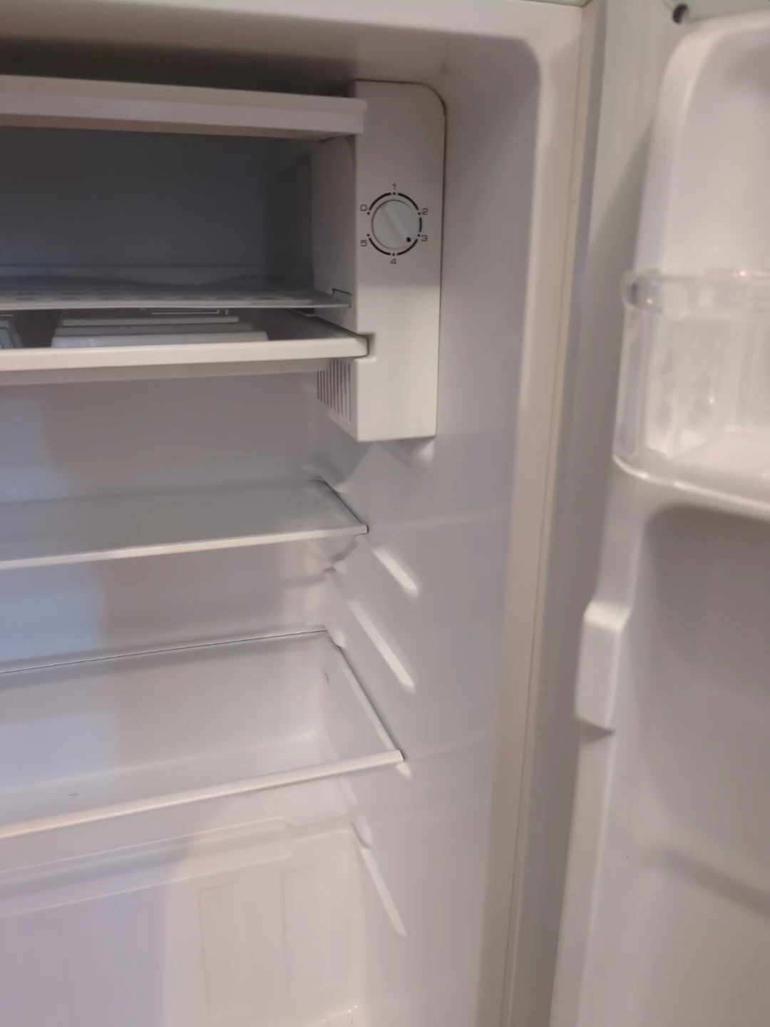 Hamilton Beach Mini Refrigerator Energy Star - photo 4