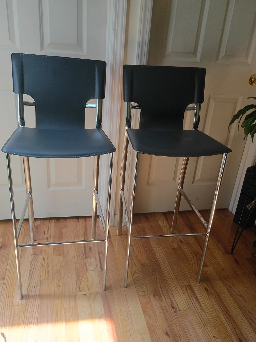 Bar stools - photo 2
