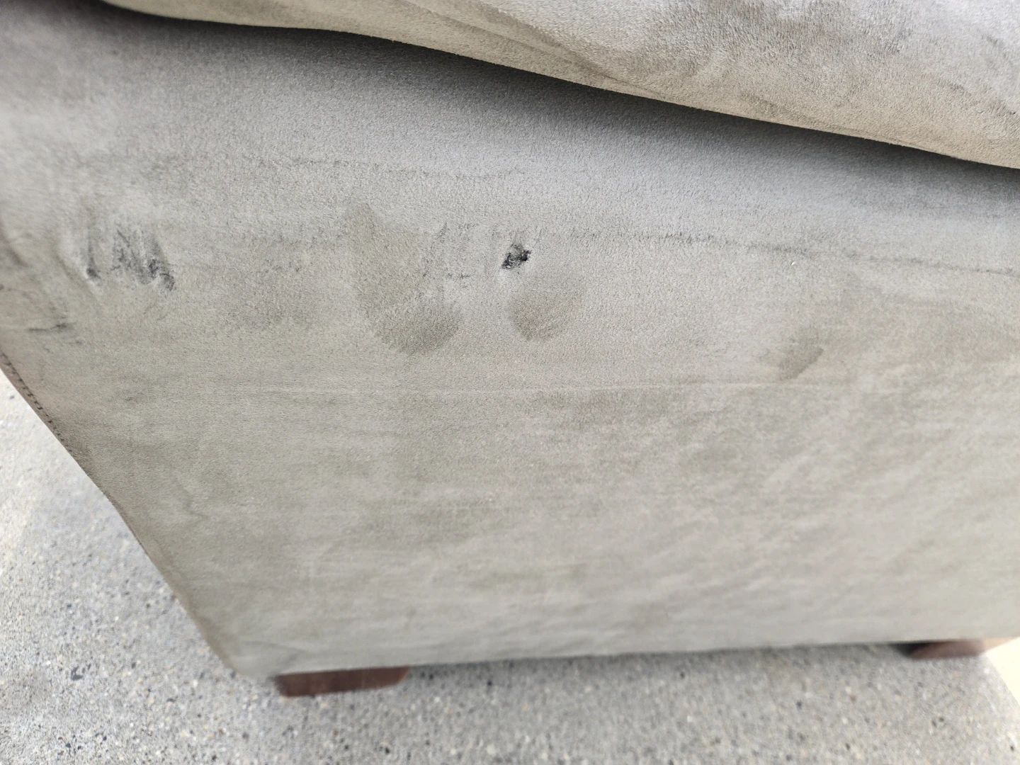 Olive green lazyboy sofa & love seat - photo 4