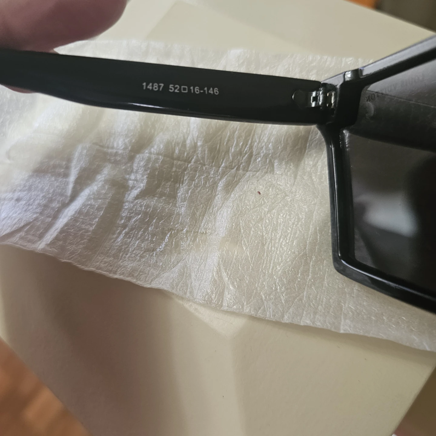 Louis Vuitton Sunglasses - photo 3