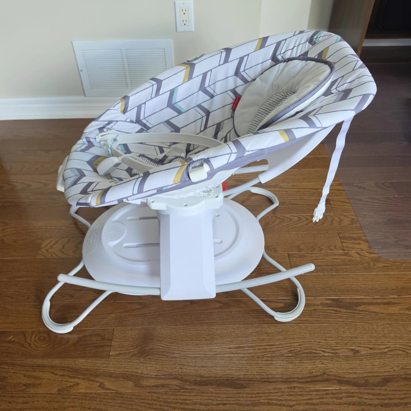 Fisher-Price Baby Rocker - EUC - photo 3
