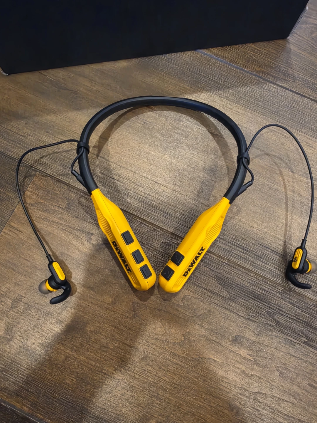 DEWALT Jobsite Pro Neckband Earphones DXMA1902093 - photo 2