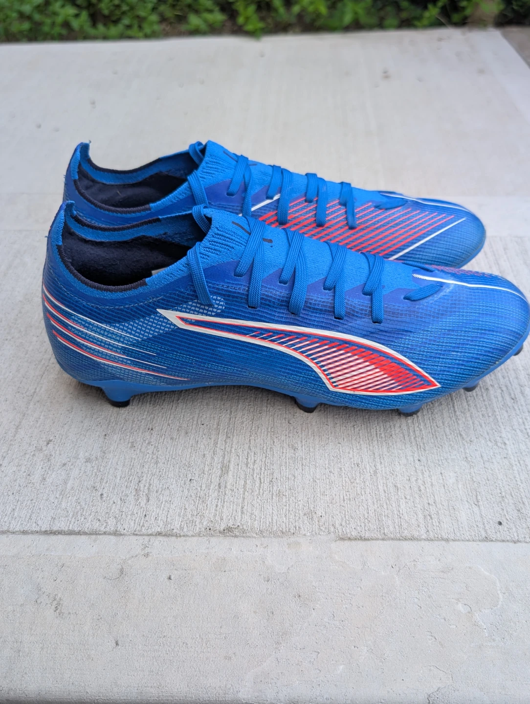 Puma Ultra 6 Cleats (Size 8.5 US MENS)