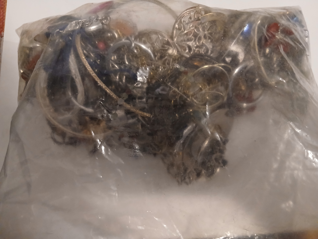 Assorted costume jewellery lot - photo 2