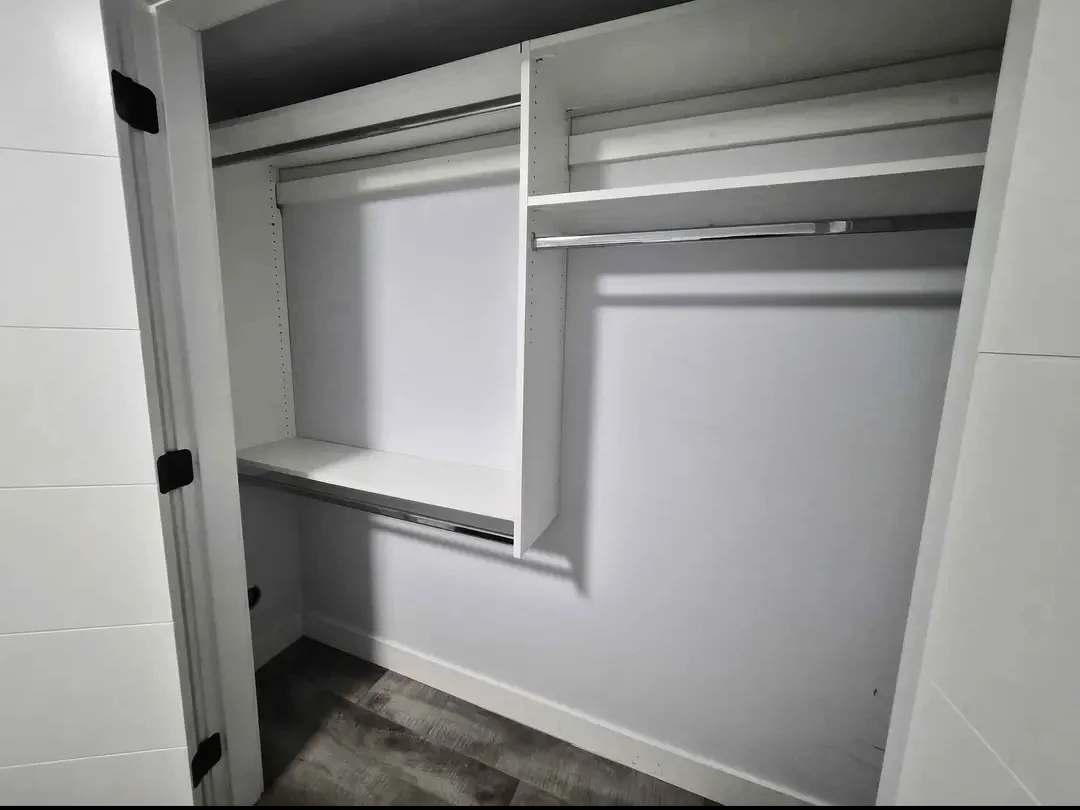 Private room for rent - photo 5
