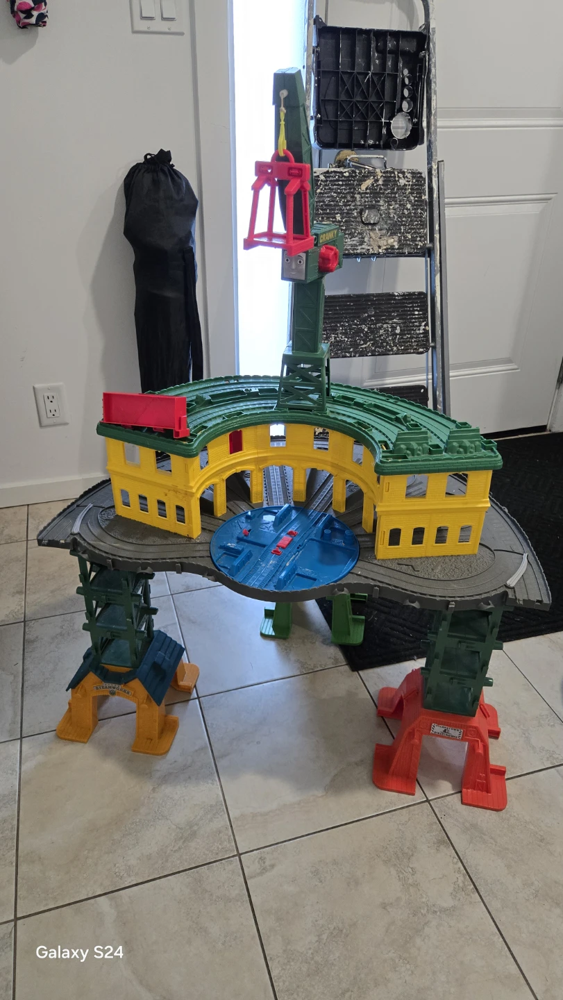 Thomas & Friends TrackMaster Cranky Crane Set - photo 2