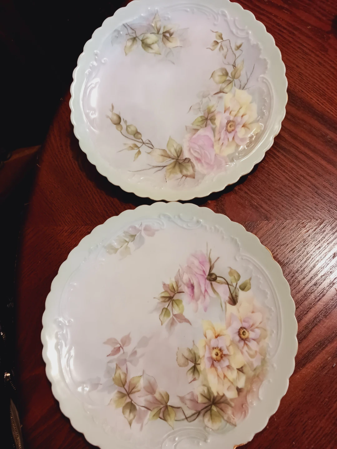 Set of 2 × Limoges France Porcelain Plates - photo 3