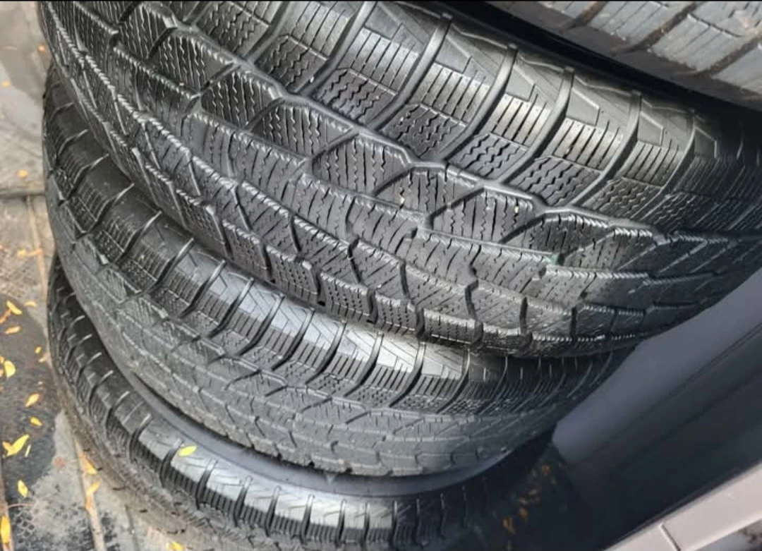 Four Motomaster Winter Tire - 235/70R16