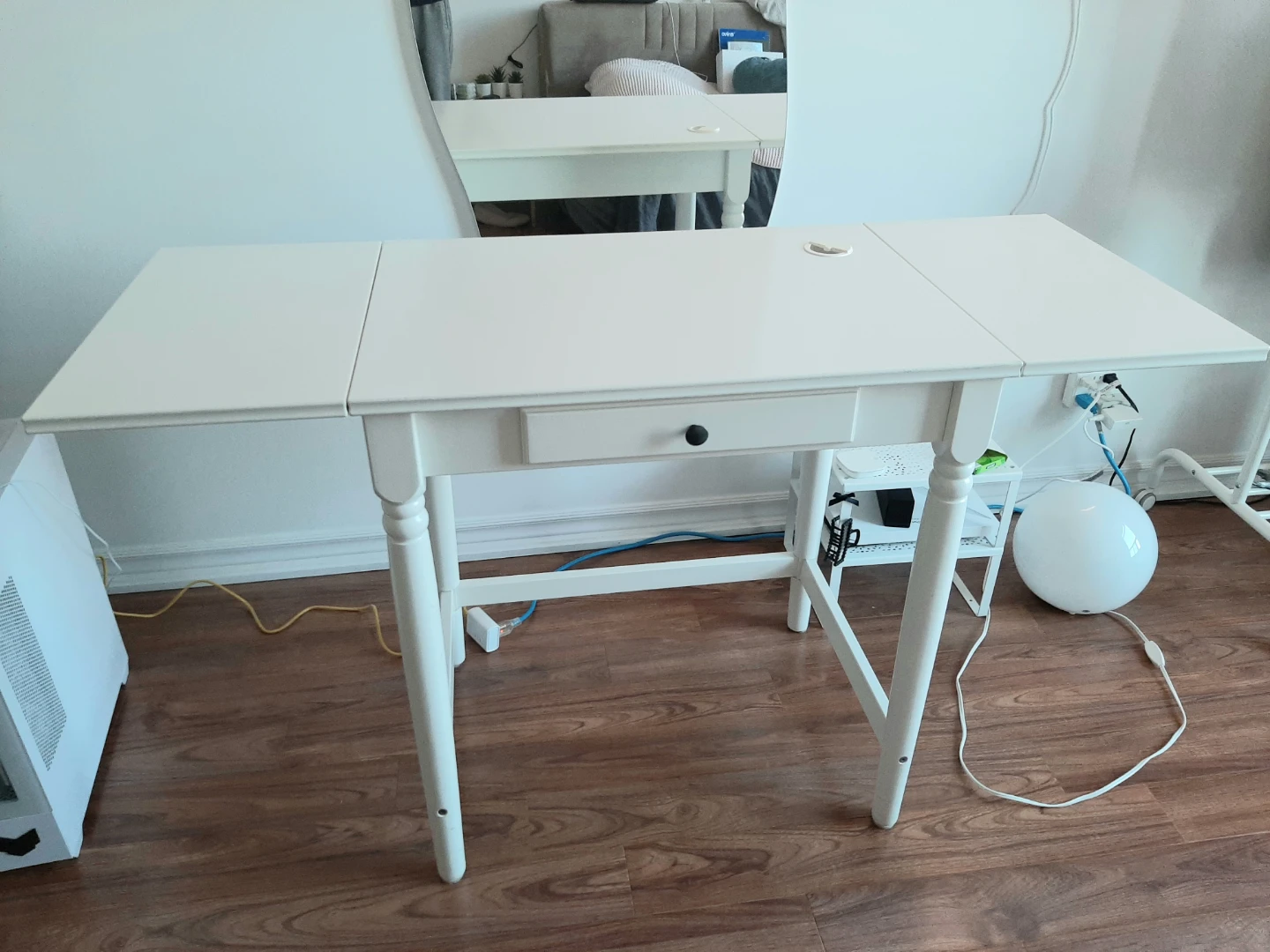 White Drop-Leaf foldable Desk with Drawer