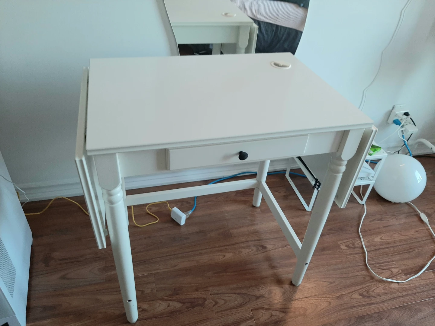 White Drop-Leaf foldable Desk with Drawer - photo 3