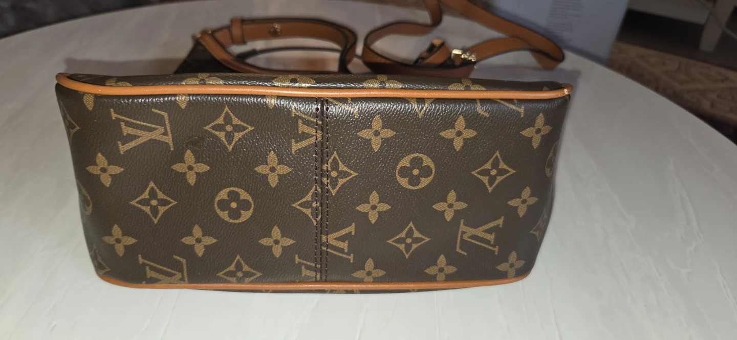 Brown Monogram Shoulder Bag - photo 5