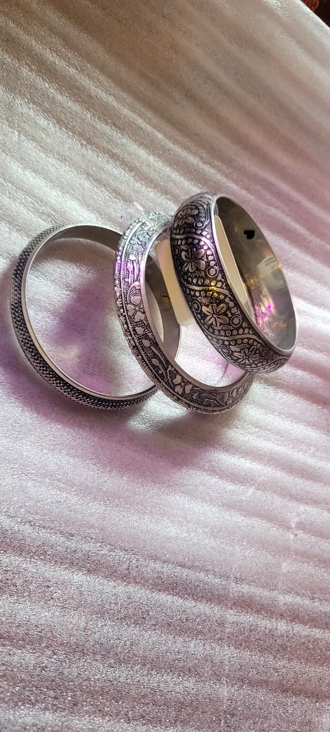 BNT Set of 3 Silver Tone Bangles with Intricate Design - photo 2