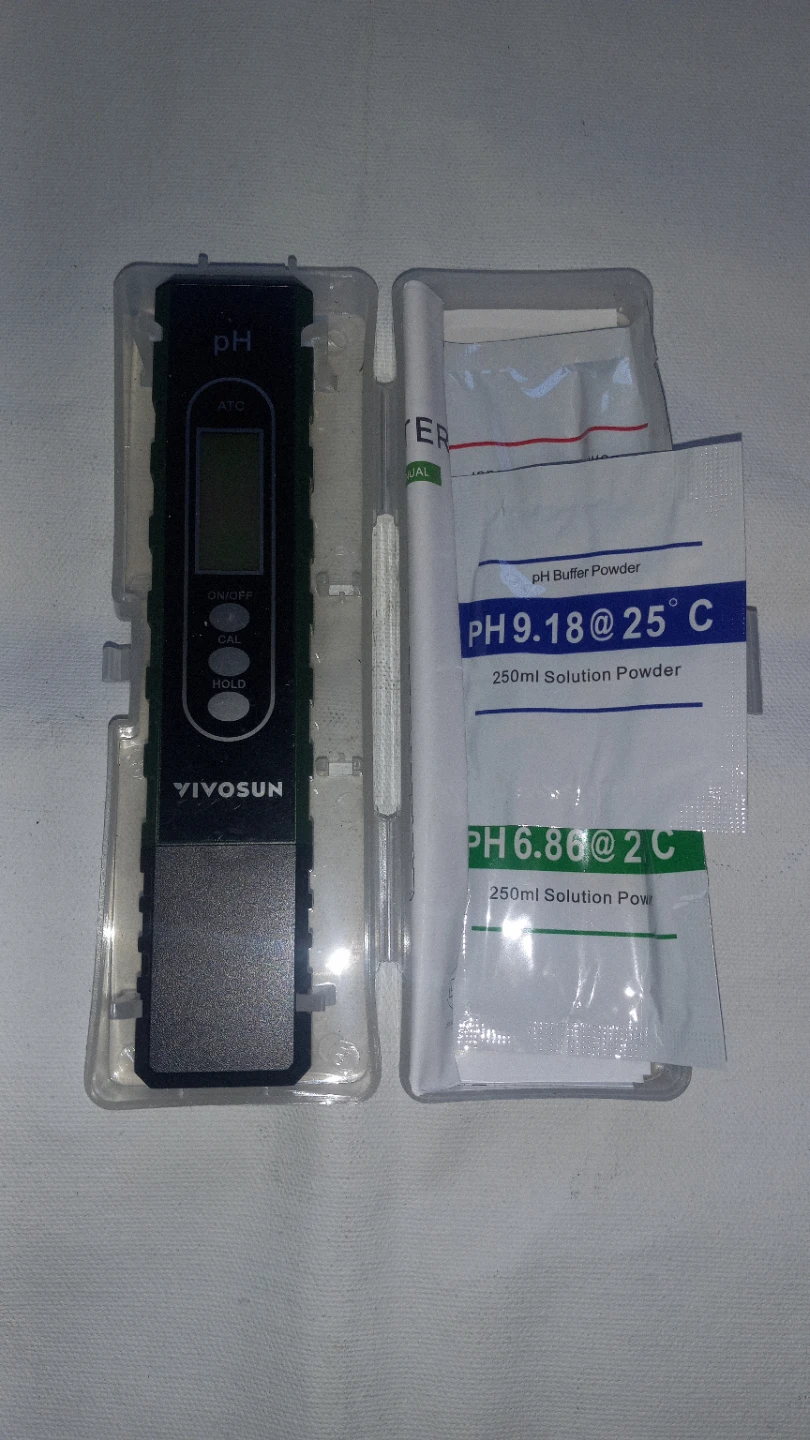 VIVOSUN Digital pH Meter Tester with Calibration Powders