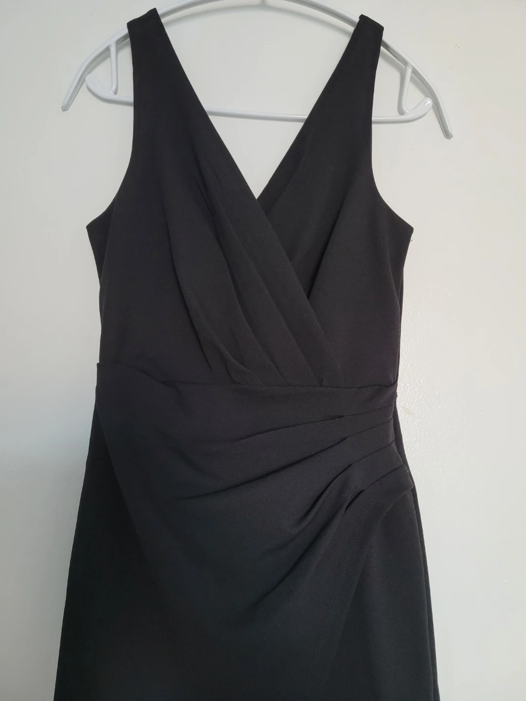 Le Chateau XS Black Asymmetrical Neckline Mini Dress - photo 3