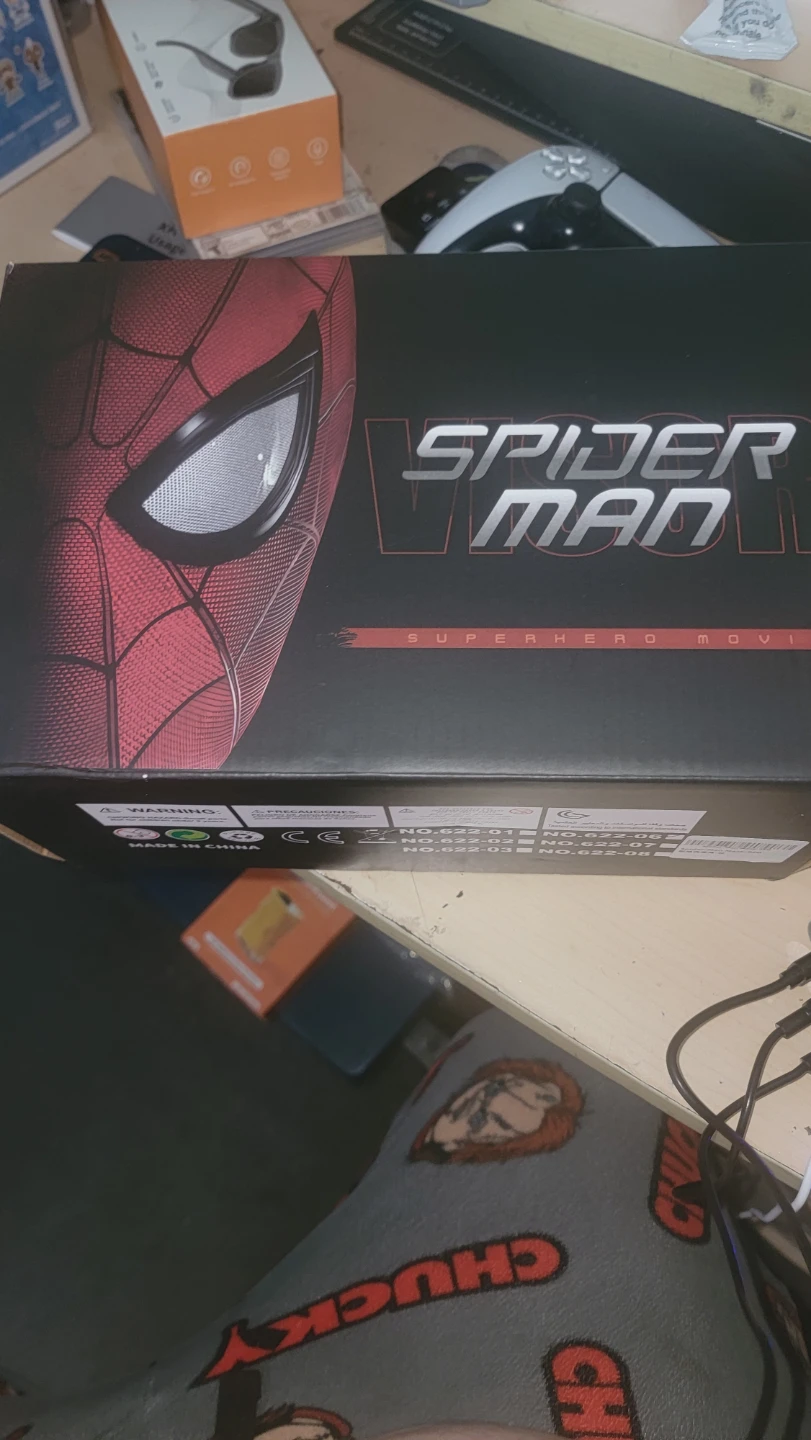 Spider-Man Wearable blinking mask